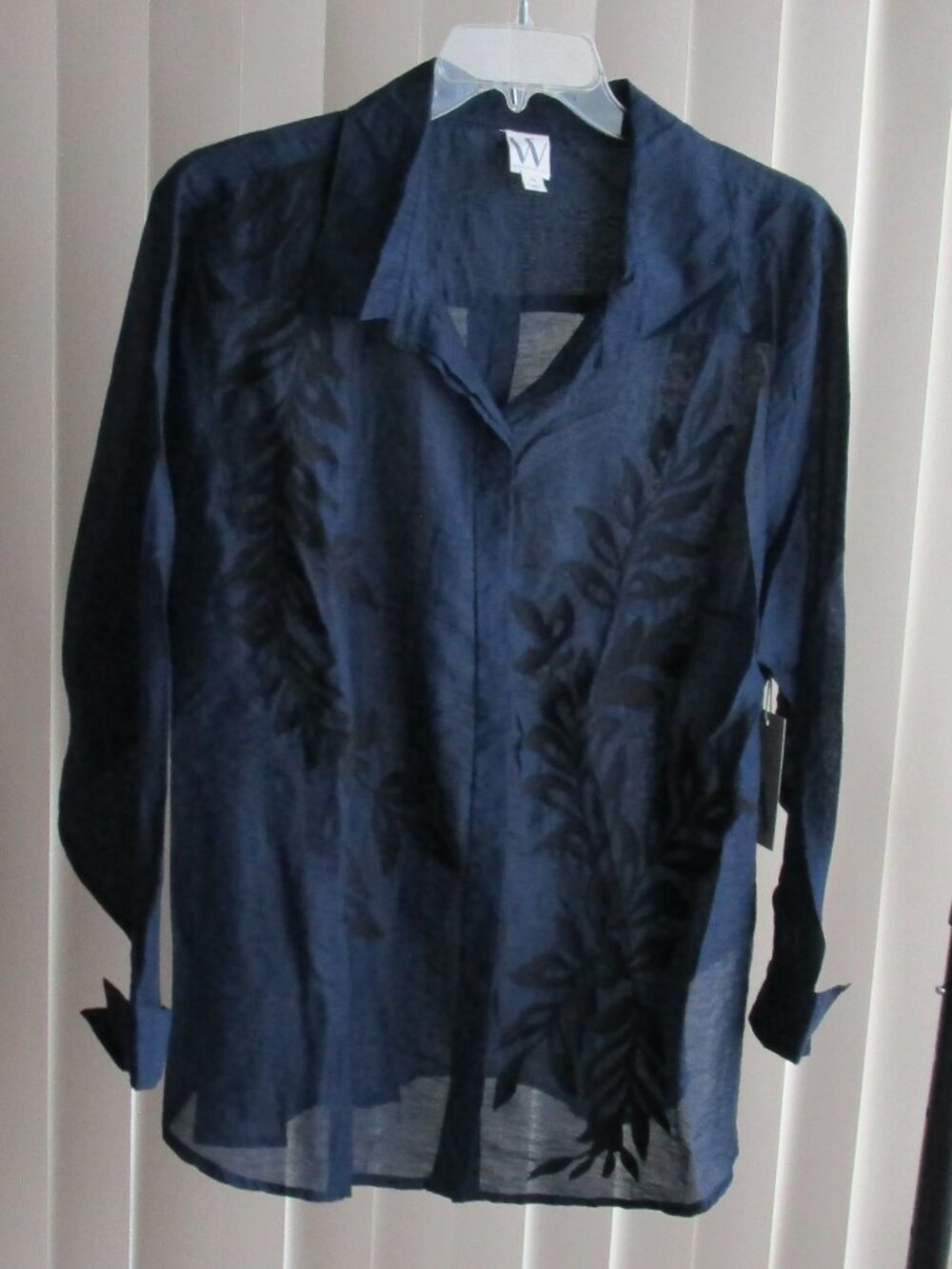 Worthington Button up Blouse woman 2X - navy blue w/black embroidery